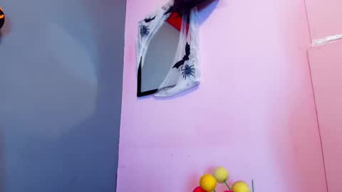 Snapshot of jade_brunnette chatting on October 12, 8:19 pm Jade Brunete online show from October 12, 8:19 pm