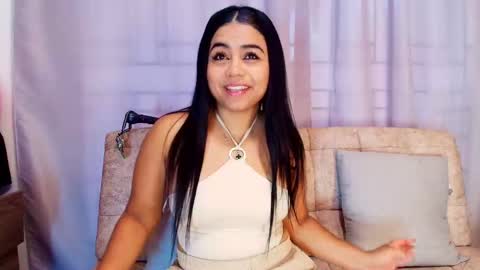 Snapshot of jade_brunnette chatting on October 16, 8:21 pm Jade Brunete online show from October 16, 8:21 pm