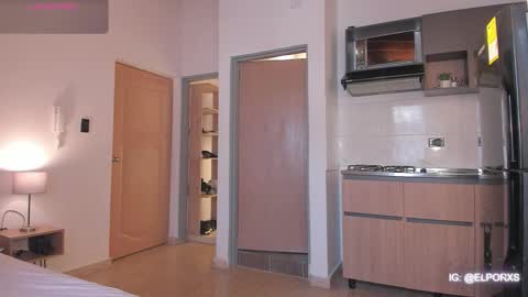 jade_candy21 online show from February 7, 3:27 pm