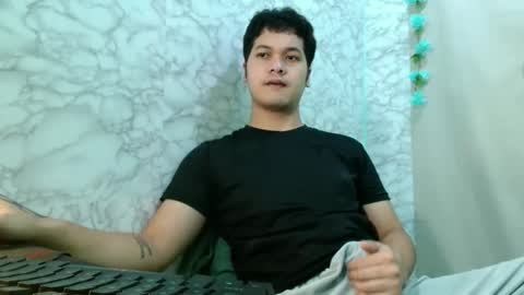 Snapshot of jade_halo chatting on May 1, 12:26 am jade_halo online show from May 1, 12:26 am