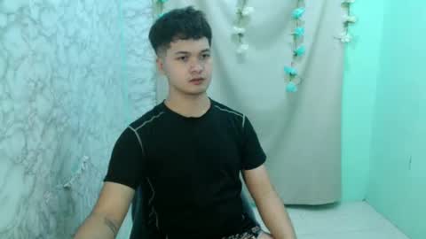 Snapshot of jade_halo chatting on May 18, 1:06 pm jade_halo online show from May 18, 1:06 pm