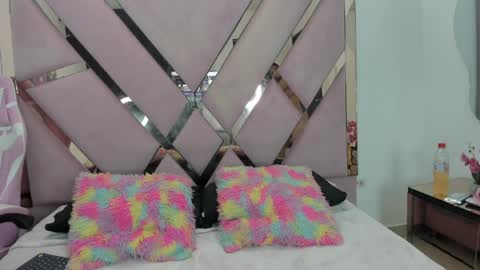 jade_ht online show from April 7, 12:27 pm