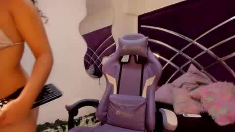 jade_ht online show from April 12, 12:32 pm