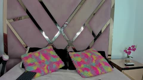 jade_ht online show from April 16, 12:39 pm