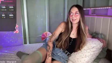 Jade Margot online show from November 10, 12:20 am