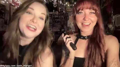 Snapshot of jade_margot chatting on July 4, 5:57 am Jade Margot online show from July 4, 5:57 am