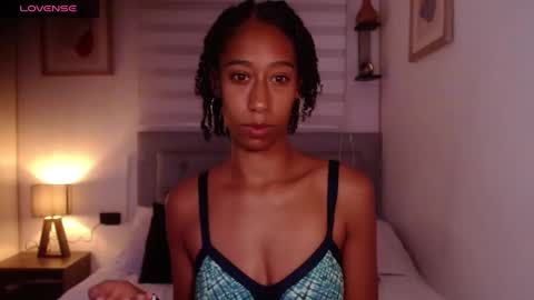 Jade smile online show from February 3, 2:45 pm