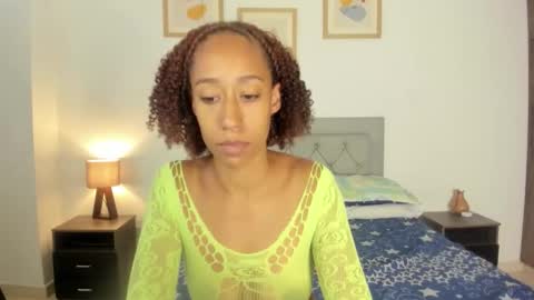 Jade smile online show from February 10, 2:10 pm