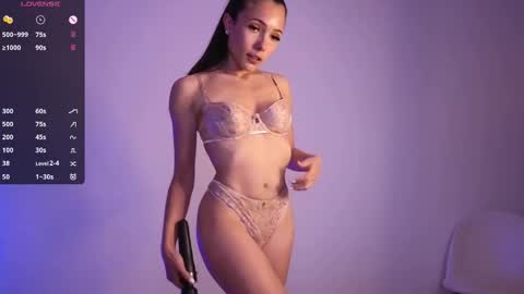 Snapshot of jade_paris chatting on September 20, 10:27 am Jade Paris online show from September 20, 10:27 am