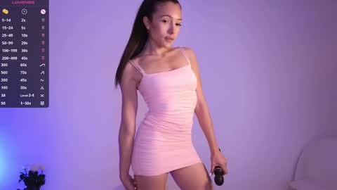 Snapshot of jade_paris chatting on October 16, 11:44 am Jade Paris online show from October 16, 11:44 am