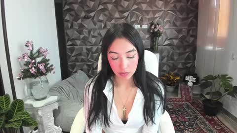 Snapshot of jade_porn chatting on December 11, 12:55 pm Jade independent model online show from December 11, 12:55 pm