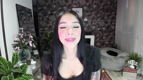 Snapshot of jade_porn chatting on January 5, 11:26 am Jade independent model online show from January 5, 11:26 am