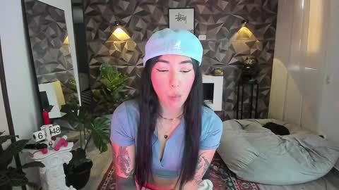 Snapshot of jade_porn chatting on January 23, 11:48 am Jade independent model online show from January 23, 11:48 am