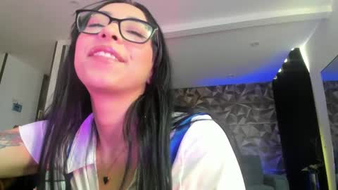 Snapshot of jade_porn chatting on March 4, 2:42 pm Jade independent model online show from March 4, 2:42 pm