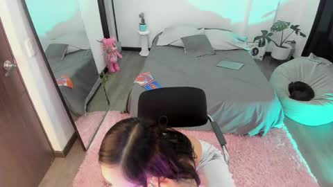 Snapshot of jade_porn chatting on December 16, 12:32 pm Jade independent model online show from December 16, 12:32 pm