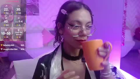 JADE online show from September 28, 4:34 pm