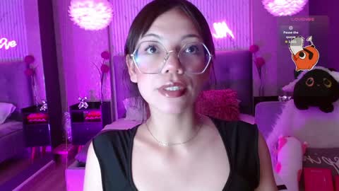 JADE online show from April 8, 8:53 pm