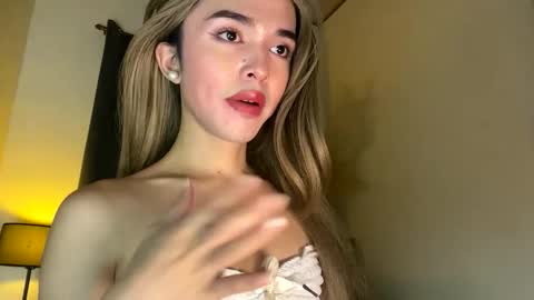 Adriana online show from February 6, 10:57 pm