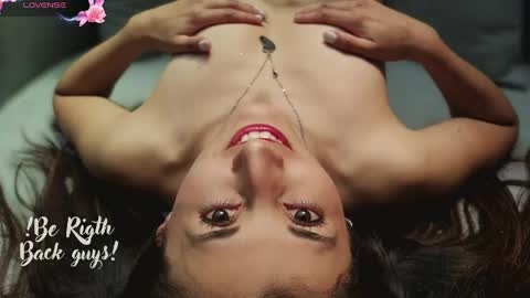 Snapshot of jade_white_ chatting on March 12, 12:04 pm jade white online show from March 12, 12:04 pm