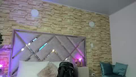 Snapshot of jade_white_ chatting on September 16, 12:50 pm jade white online show from September 16, 12:50 pm