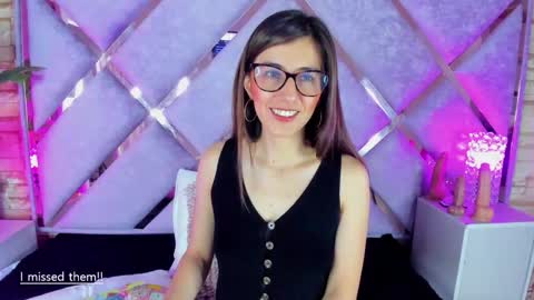 Snapshot of jade_white_ chatting on November 19, 1:22 pm jade white online show from November 19, 1:22 pm