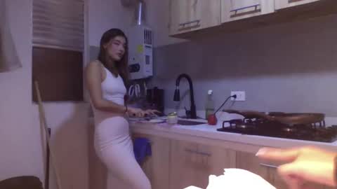 Jade online show from June 2, 12:56 am
