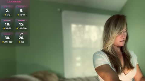 Snapshot of jadeamaryllis_ chatting on November 20, 2:39 pm jadeamaryllis_ online show from November 20, 2:39 pm