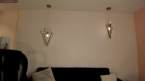 JADE EVANS online show from April 21, 7:28 pm