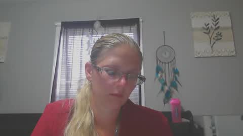 JadeLuv online show from April 17, 4:54 pm