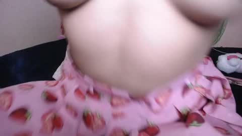 Snapshot of jademadisson chatting on November 22, 3:11 pm jade online show from November 22, 3:11 pm