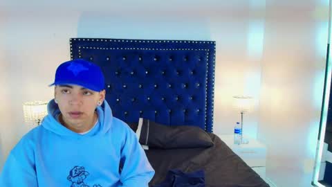 Jaden and Sofia  online show from April 19, 3:17 am