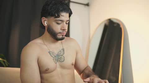 Jaden Feynman online show from April 8, 5:29 am