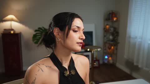 Snapshot of jadeperez_ chatting on January 7, 11:24 pm Jade online show from January 7, 11:24 pm