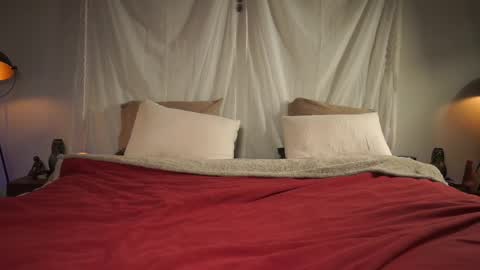 Snapshot of jadeperez_ chatting on March 8, 4:01 am Jade online show from March 8, 4:01 am