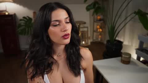 Snapshot of jadeperez_ chatting on September 18, 3:19 am Jade online show from September 18, 3:19 am