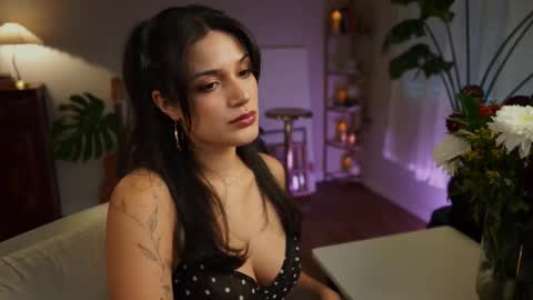 Snapshot of jadeperez_ chatting on October 19, 12:33 am Jade online show from October 19, 12:33 am