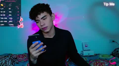 Snapshot of jaedasky_ chatting on December 20, 4:42 am javi15 online show from December 20, 4:42 am