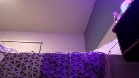 Snapshot of jaidenblake chatting on February 5, 3:23 am jaidenblake online show from February 5, 3:23 am