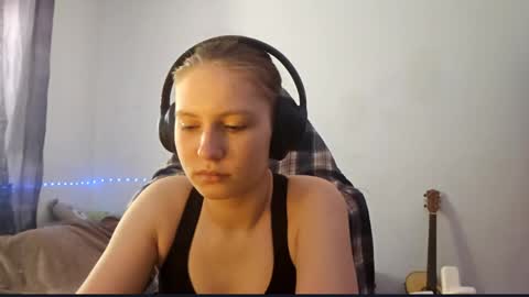 jaimeeosendorf online show from April 12, 6:18 am