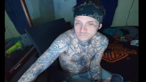 showingitoff online show from February 5, 6:29 am