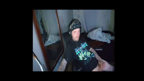 showingitoff online show from April 11, 6:51 am