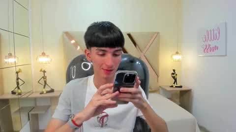 JAKE online show from December 4, 4:27 pm