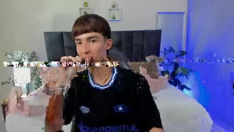 Snapshot of jake_evanss_ chatting on May 13, 4:04 pm JAKE online show from May 13, 4:04 pm