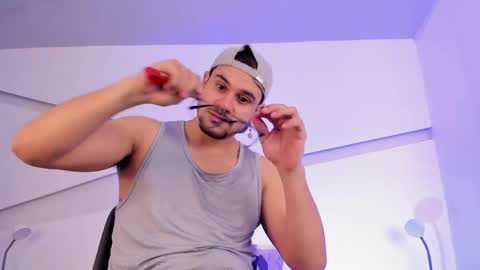 Jake  online show from April 19, 3:39 am