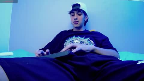 Snapshot of jake_tripp chatting on December 19, 4:19 am jake_tripp online show from December 19, 4:19 am