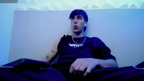 Snapshot of jake_tripp chatting on January 8, 6:26 am jake_tripp online show from January 8, 6:26 am