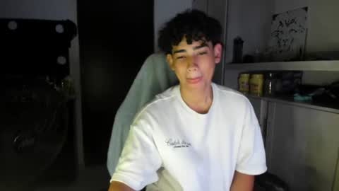 Snapshot of jake_willianss chatting on July 26, 2:20 am jake willianss online show from July 26, 2:20 am