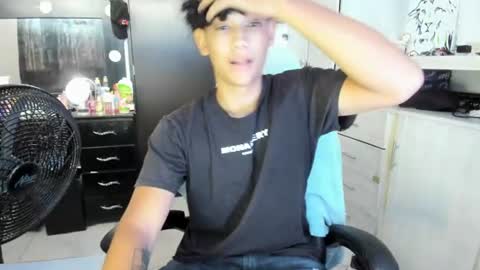 Snapshot of jake_willianss chatting on July 26, 8:49 pm jake willianss online show from July 26, 8:49 pm