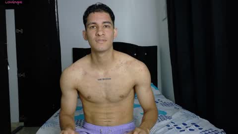 JakeMonroe online show from April 8, 2:39 pm