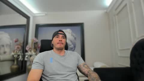 jakestone_1 online show from October 28, 1:42 am